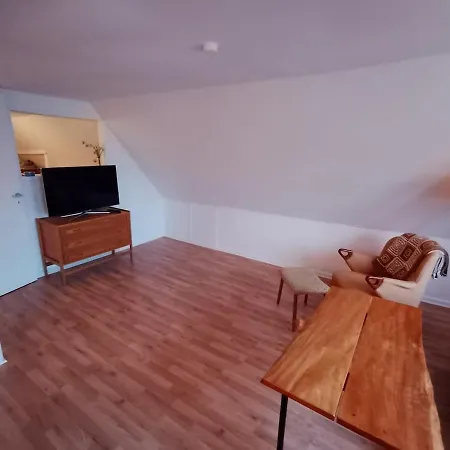 Centrally Located Charming Townhouse - 2nd Floor Apartment Tonder