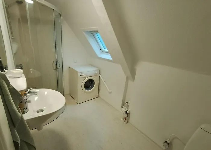 Centrally Located Charming Townhouse - 2nd Floor * Tønder